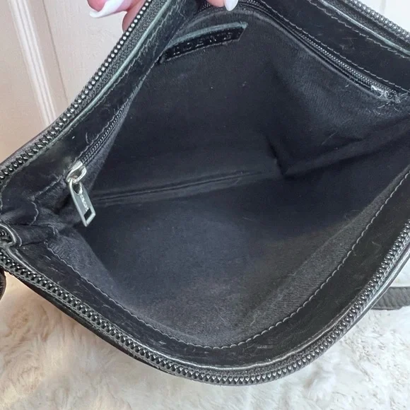 LOEWE ANAGRAM CROSSBODY BLACK/GREY BAG - Picture 9 of 15